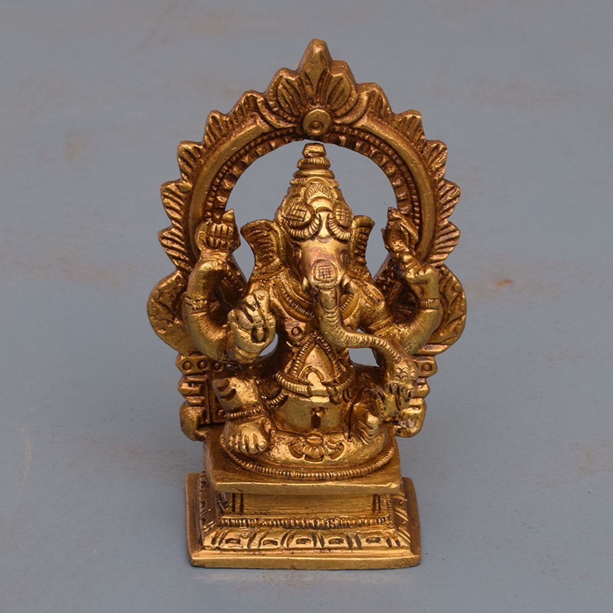 BRASS GANESHA IDOL SITTING