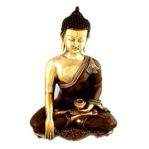 BUDDHA SITTING WITH LOTA