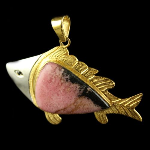 Gold n' Shell Fish Pendant