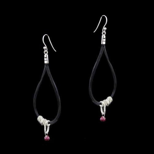 OXIDEZED SILVER HANGING EARRINGS WITH RUBY BEADS
