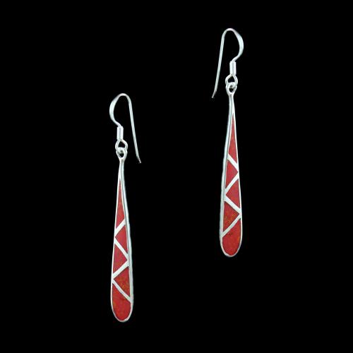 OXIDIZED SILVER HANGING EARRINGS WITH CORAL
