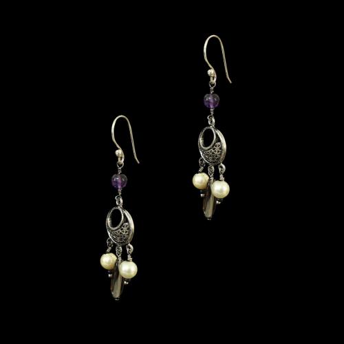 OXIDIZED SILVER EARRINGS WITH PEARL AND QYARTZ
