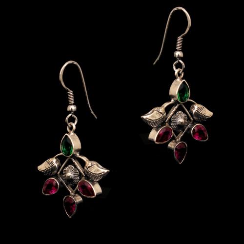 OXIDIZED SILVER RED OYNX AND GREEN HYDRO HANGING EARRINGS