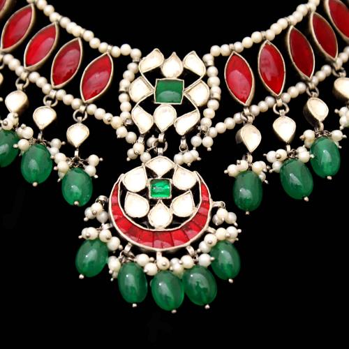 OXIDIZED SILVER RED AND GREEN ONYX WITH KUNDAN AND PEARL NECKLACE