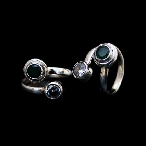 STERLING SILVER GREEN CORUNDUM AND CZ TOE RINGS